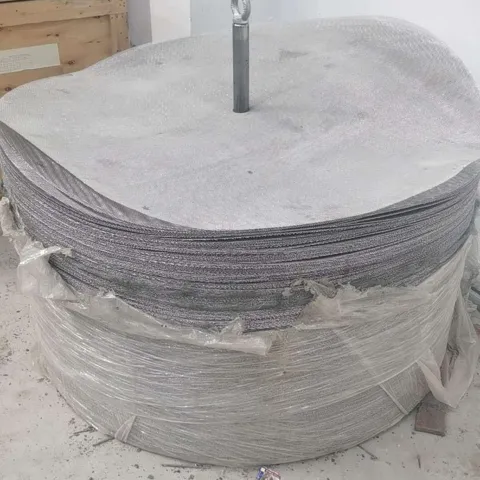 Stack of round steel matrix mesh sheets with lifting eye bolt - Matrix Mesh 3x6 for PTMS-1000